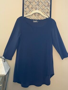 Simply Assymetrical Top